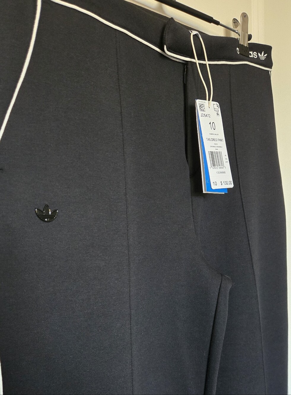 NWT Adidas Originals Tailored Trousers Black Size 10 Item# JD5472 - Picture 2 of 6